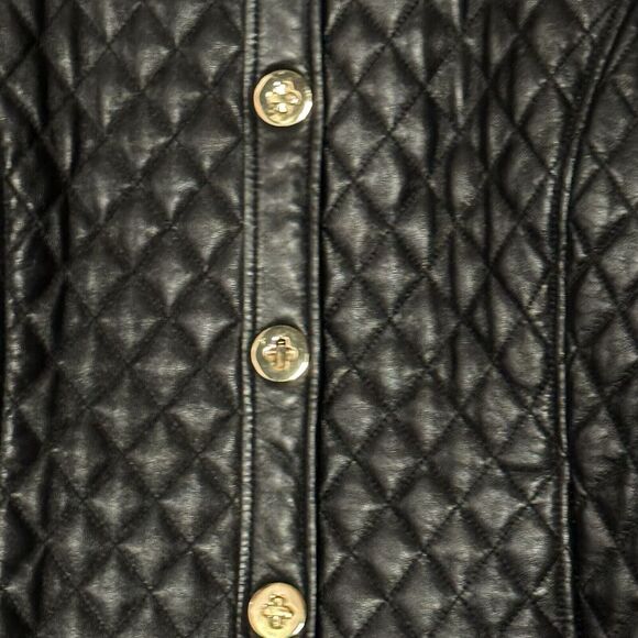Gorgeous Women’s Quilted Black Leather Jacket Crop Gold Toggle Buttons -see DESC - Picture 3 of 5